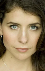 Алана Хоули