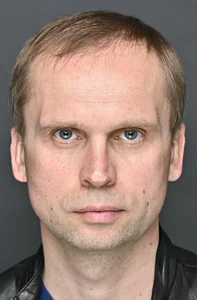 Денис Мотков