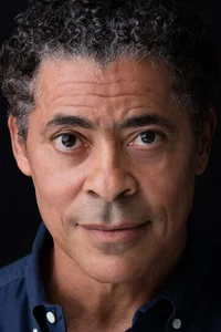 Доминик Хоффман