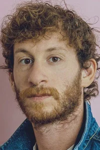 Элиша Банай