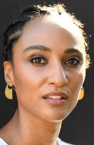 Эстер Элиша