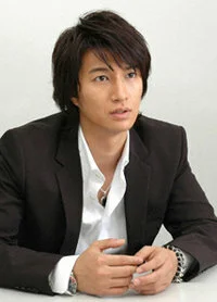 Хиронари Амано