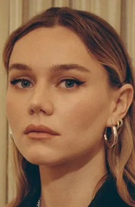 Имоджен Уотерхаус