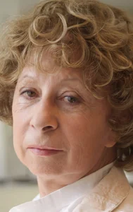 Лия Ахеджакова