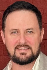 Максим Лисовский