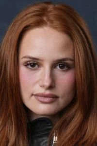 Мэделин Петш