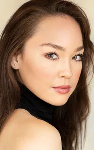 Наоми Джей Огава