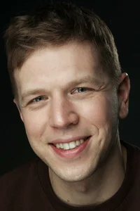 Олег Новиков