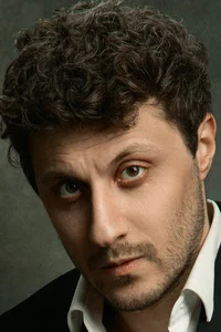Сергей Хачатуров