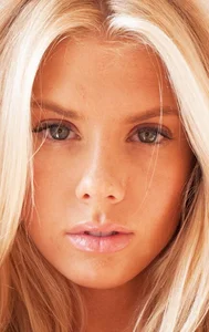 Шарлотта МакКинни