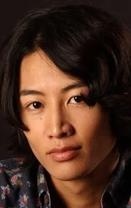 Таити Иноуэ