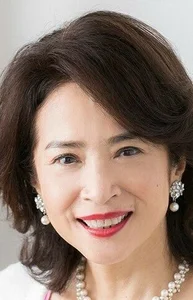 Ёсико Накада